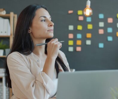 Jak wygląda pierwsza praca po studiach humanistycznych?