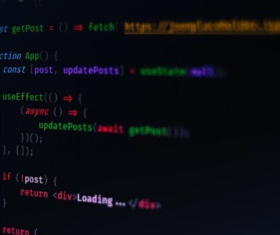 Jakie kursy dla programisty wybrać - rozwój umiejętności kluczem do sukcesu