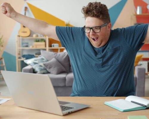 Rynek pracy w 2025 roku - co czeka pracowników i pracodawców?